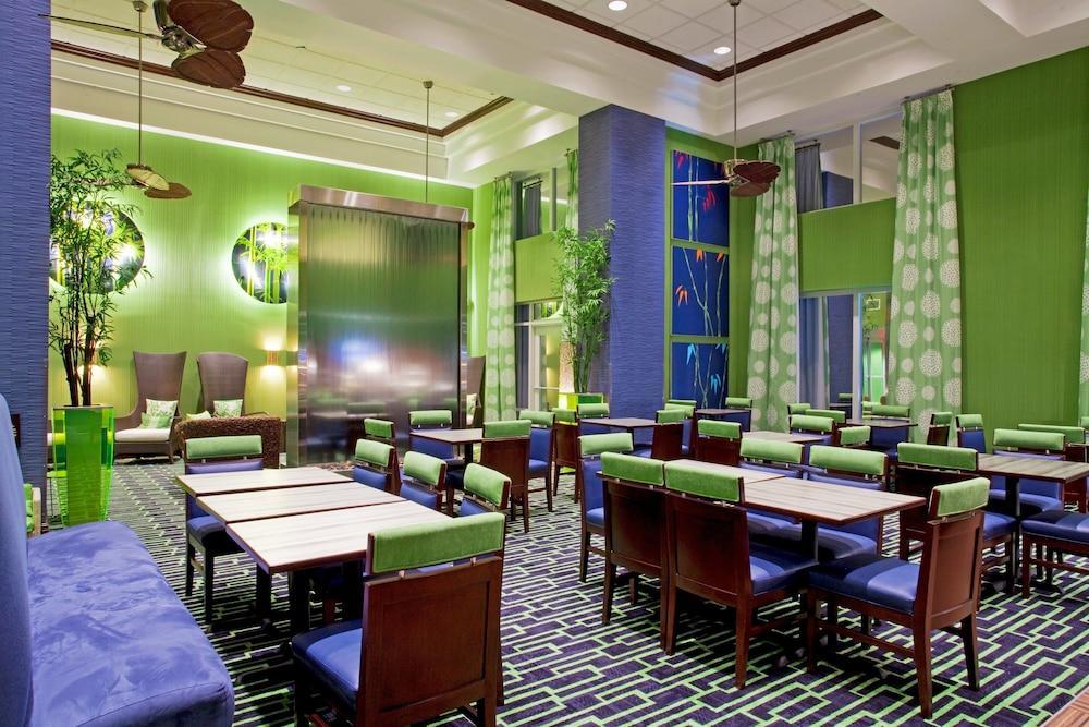 Holiday Inn Express Hotel & Suites Orlando - Apopka By Ihg Forest City Exterior photo