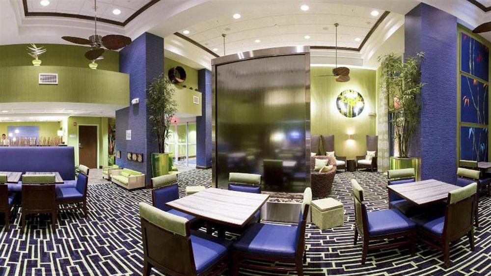 Holiday Inn Express Hotel & Suites Orlando - Apopka By Ihg Forest City Exterior photo