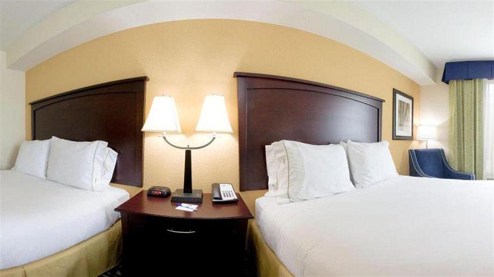 Holiday Inn Express Hotel & Suites Orlando - Apopka By Ihg Forest City Exterior photo
