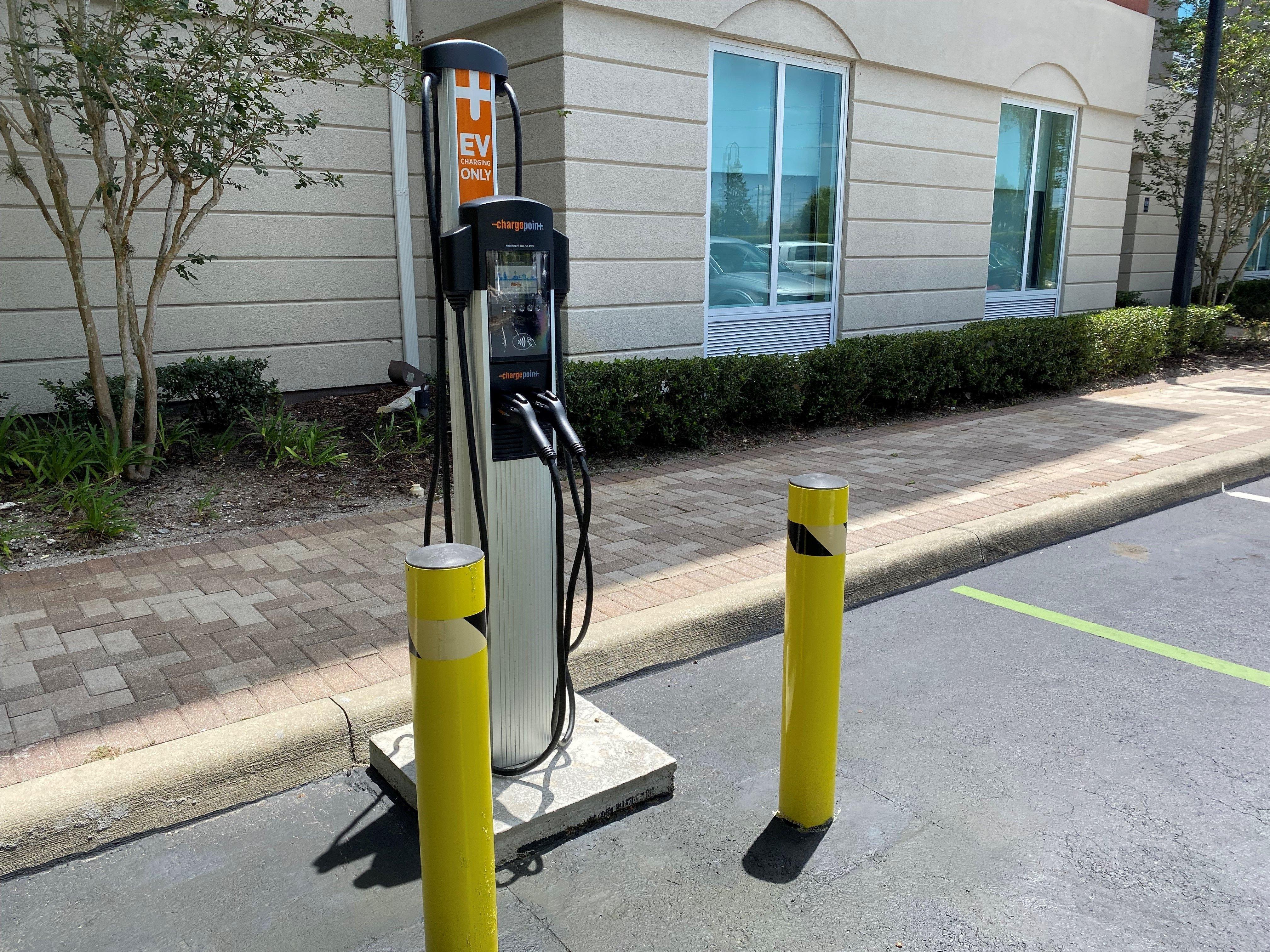 Holiday Inn Express Hotel & Suites Orlando - Apopka By Ihg Forest City Exterior photo