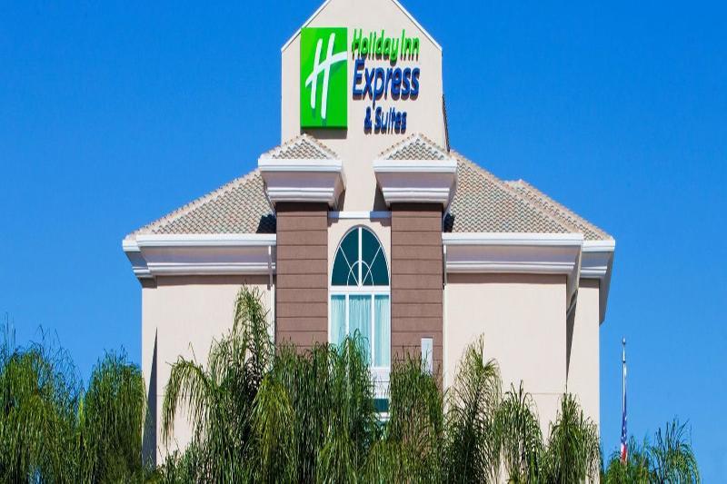 Holiday Inn Express Hotel & Suites Orlando - Apopka By Ihg Forest City Exterior photo