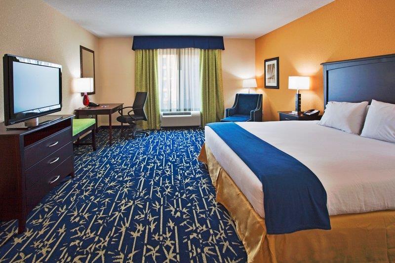Holiday Inn Express Hotel & Suites Orlando - Apopka By Ihg Forest City Exterior photo